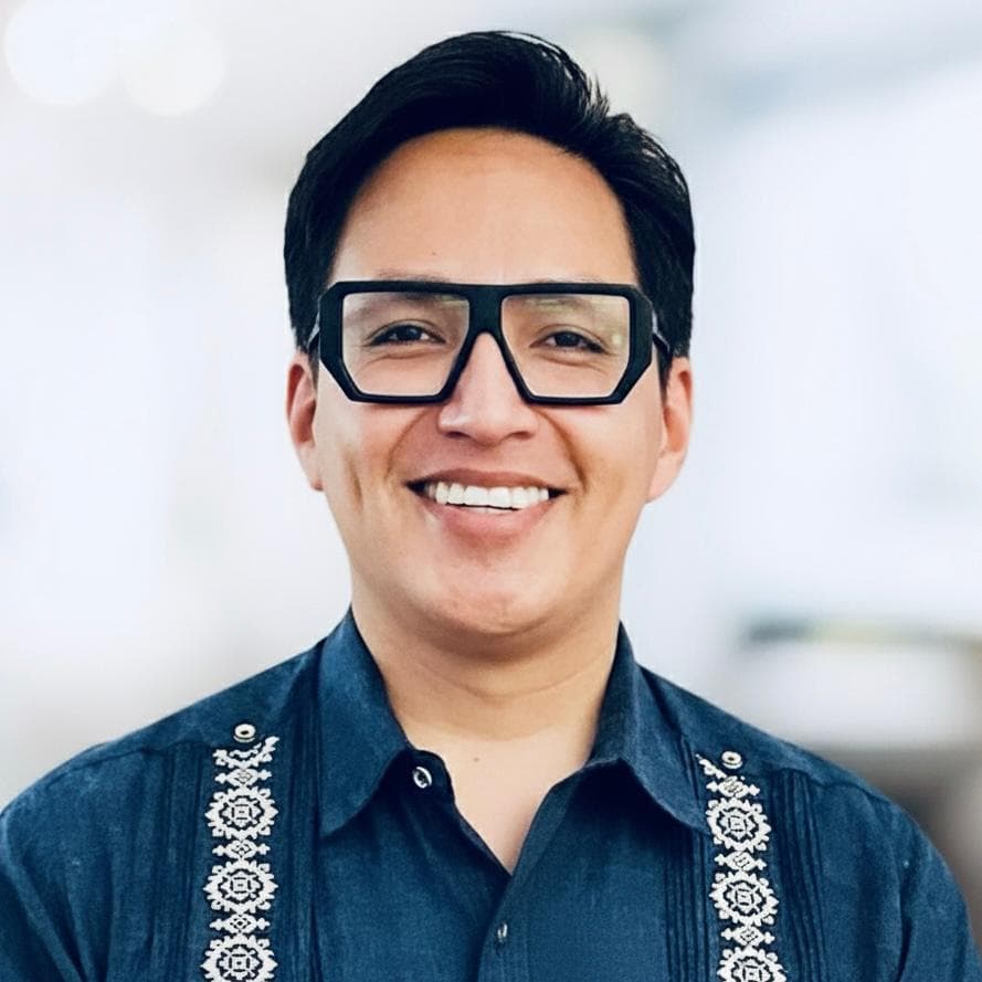 Dr. Everardo Mares Mares